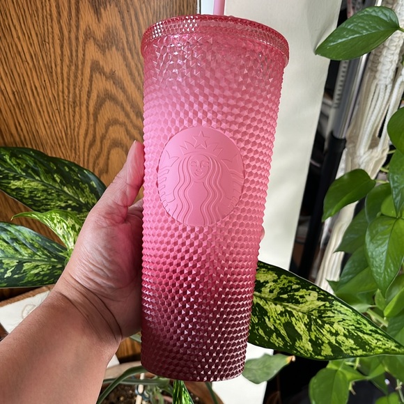 NWT Starbucks Holiday 2022 Pink Blush ‘Waxberry’ Ombre Bling Studded Tumbler - Picture 3 of 9
